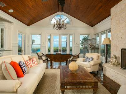 206 Ocean Way